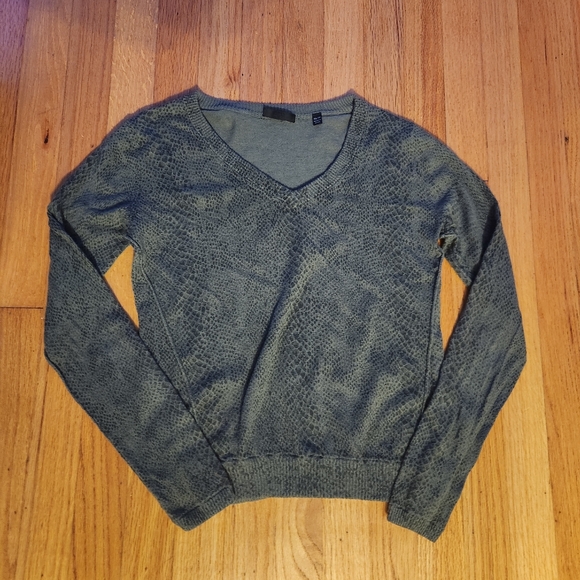 ATM Green Snakeskin Sweater Jungle Combo Size XS/P V-Neck Cotton/Cashmere Blend - Picture 4 of 10
